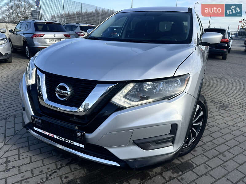 Позашляховик / Кросовер Nissan Rogue 2017 в Львові фото Позашляховик / Кросовер Nissan Rogue 2017 в Львові