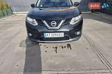 Позашляховик / Кросовер Nissan Rogue 2015 в Івано-Франківську