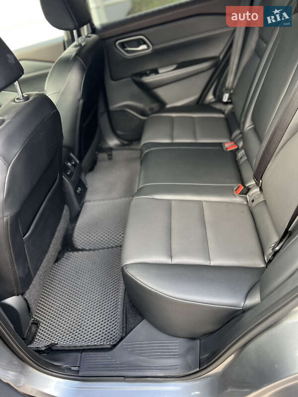 Внедорожник / Кроссовер Nissan Rogue 2021 в Харькове