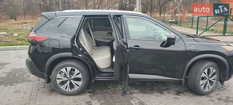 Внедорожник / Кроссовер Nissan Rogue 2023 в Киеве фото 9 Внедорожник / Кроссовер Nissan Rogue 2023 в Киеве