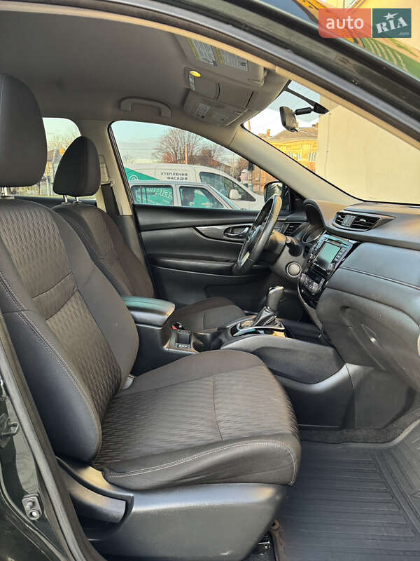 Внедорожник / Кроссовер Nissan Rogue 2017 в Дрогобыче фото 52 Внедорожник / Кроссовер Nissan Rogue 2017 в Дрогобыче