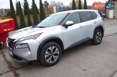 Внедорожник / Кроссовер Nissan Rogue 2022 в Лубнах