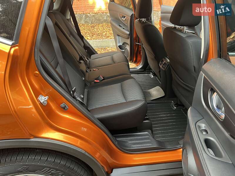 Внедорожник / Кроссовер Nissan Rogue 2018 в Днепре