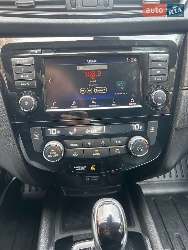 Внедорожник / Кроссовер Nissan Rogue 2018 в Днепре