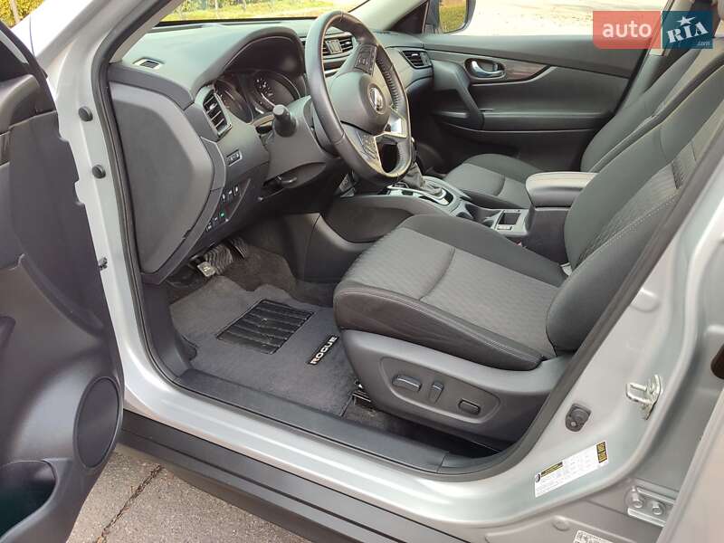 Внедорожник / Кроссовер Nissan Rogue 2019 в Днепре фото 12 Внедорожник / Кроссовер Nissan Rogue 2019 в Днепре