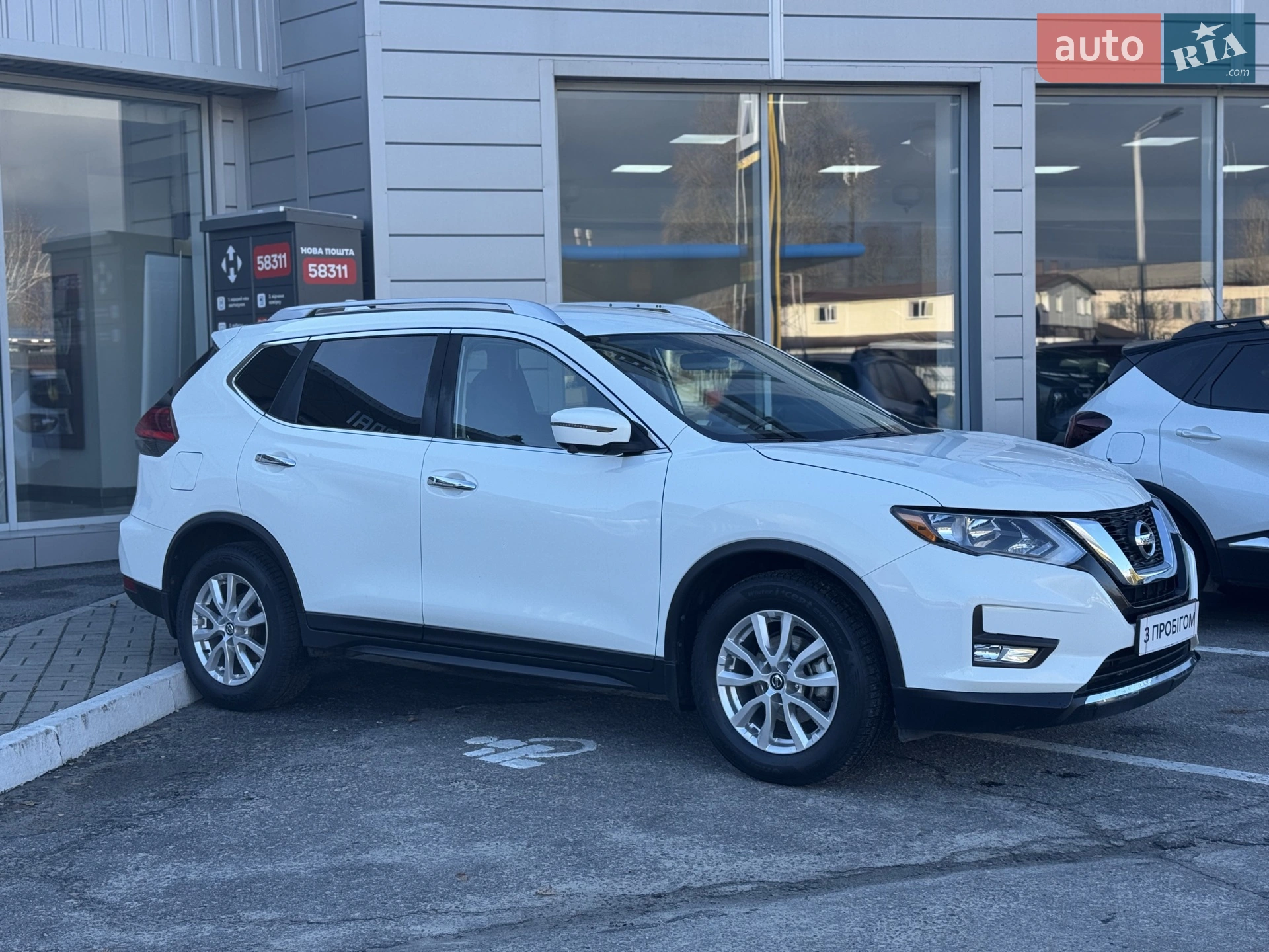 2017 Nissan Rogue - мініатюра 3