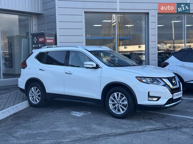 Внедорожник / Кроссовер Nissan Rogue 2017 в Кременчуге фото 3 Внедорожник / Кроссовер Nissan Rogue 2017 в Кременчуге