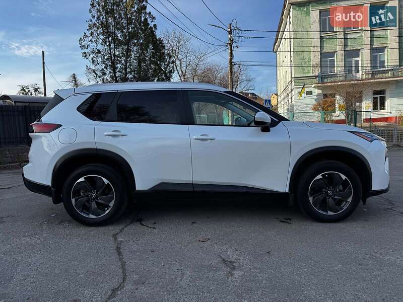 Внедорожник / Кроссовер Nissan Rogue 2023 в Киеве фото 10 Внедорожник / Кроссовер Nissan Rogue 2023 в Киеве