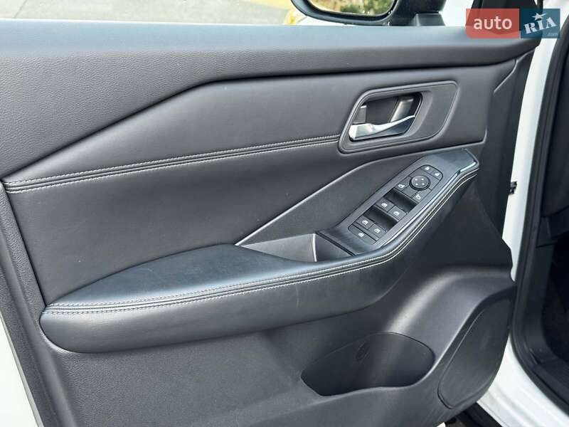 Внедорожник / Кроссовер Nissan Rogue 2023 в Киеве фото 31 Внедорожник / Кроссовер Nissan Rogue 2023 в Киеве