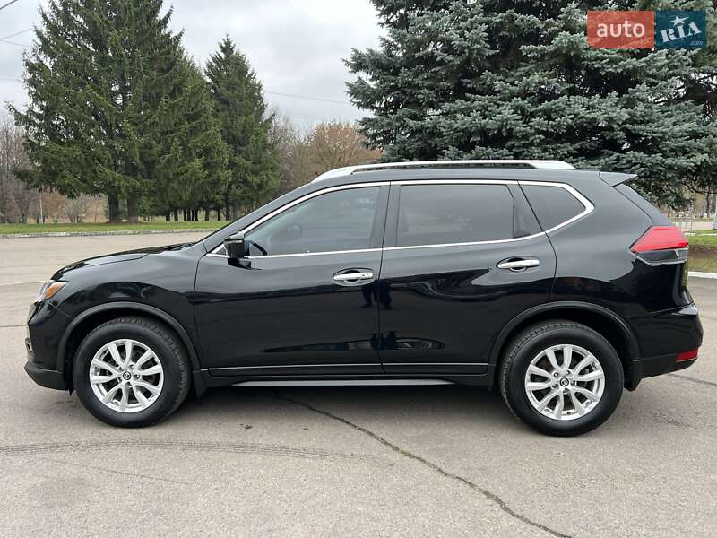 Внедорожник / Кроссовер Nissan Rogue 2017 в Ровно фото 9 Внедорожник / Кроссовер Nissan Rogue 2017 в Ровно