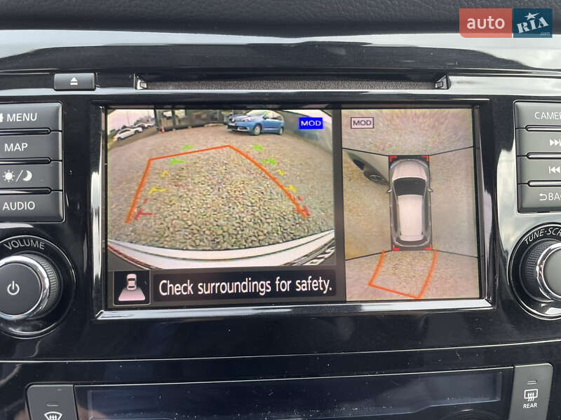 Позашляховик / Кросовер Nissan Rogue 2017 в Львові