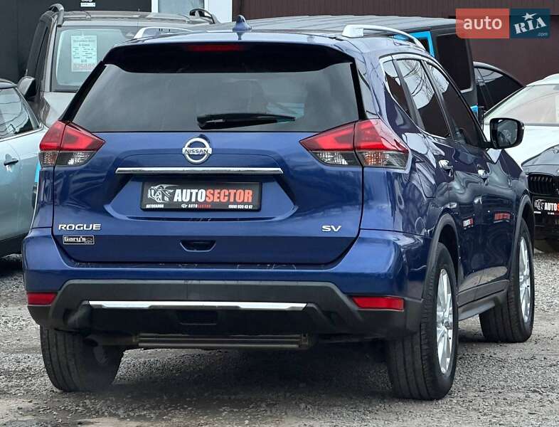 Внедорожник / Кроссовер Nissan Rogue 2017 в Харькове