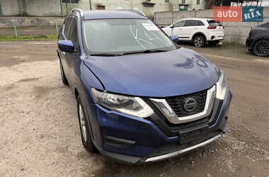 Позашляховик / Кросовер Nissan Rogue 2018 в Рівному