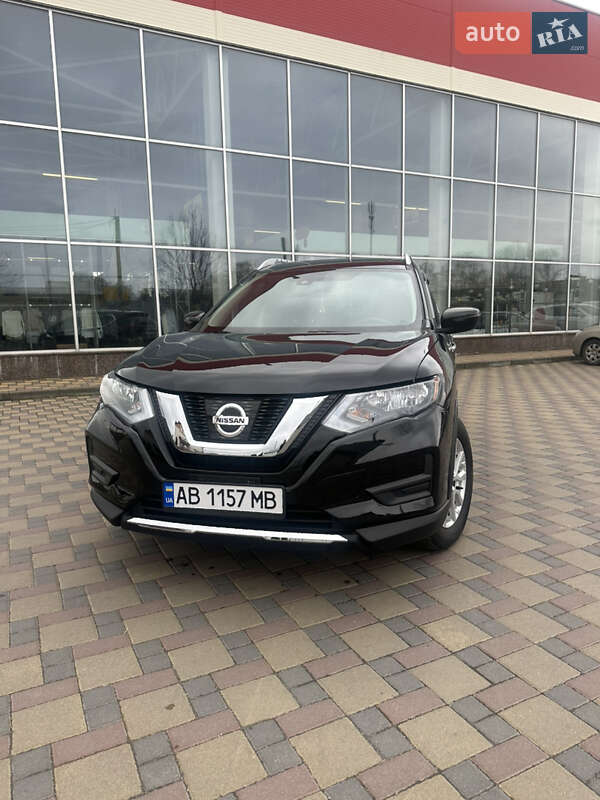 Внедорожник / Кроссовер Nissan Rogue 2020 в Гайсине