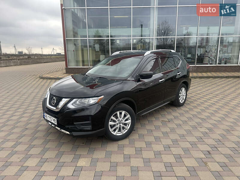 Внедорожник / Кроссовер Nissan Rogue 2020 в Гайсине