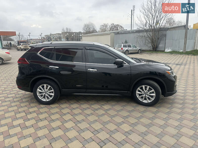 Внедорожник / Кроссовер Nissan Rogue 2020 в Гайсине