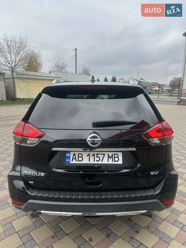 Внедорожник / Кроссовер Nissan Rogue 2020 в Гайсине