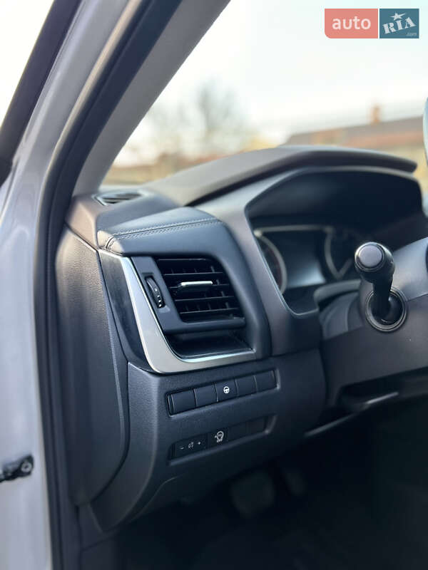 Внедорожник / Кроссовер Nissan Rogue 2023 в Раздельной фото 54 Внедорожник / Кроссовер Nissan Rogue 2023 в Раздельной