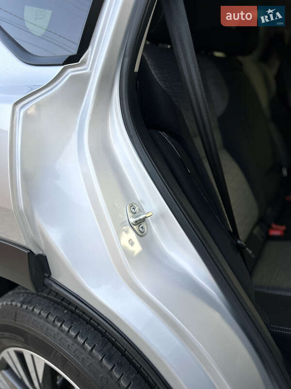 Внедорожник / Кроссовер Nissan Rogue 2023 в Раздельной фото 73 Внедорожник / Кроссовер Nissan Rogue 2023 в Раздельной