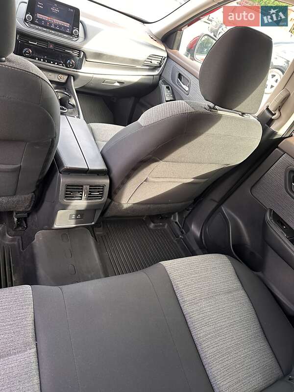 Внедорожник / Кроссовер Nissan Rogue 2021 в Белой Церкви