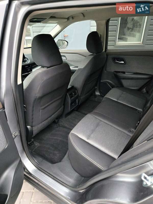 Внедорожник / Кроссовер Nissan Rogue 2022 в Каменском