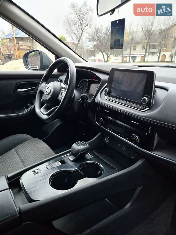 Внедорожник / Кроссовер Nissan Rogue 2022 в Каменском