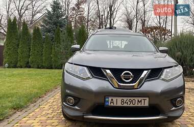 Внедорожник / Кроссовер Nissan Rogue 2016 в Киеве