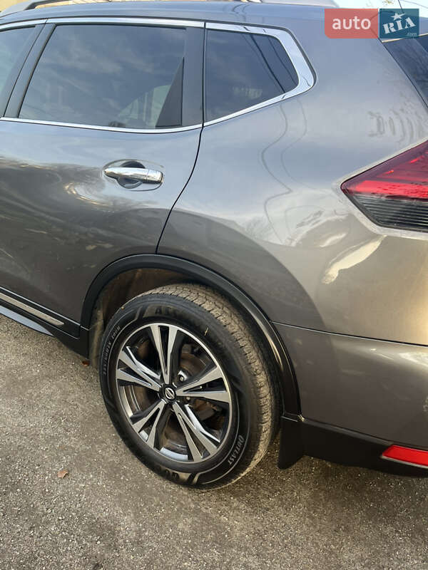 Внедорожник / Кроссовер Nissan Rogue 2017 в Днепре фото 6 Внедорожник / Кроссовер Nissan Rogue 2017 в Днепре