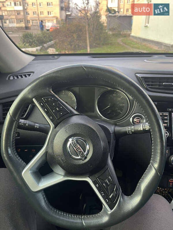 Внедорожник / Кроссовер Nissan Rogue 2017 в Днепре фото 12 Внедорожник / Кроссовер Nissan Rogue 2017 в Днепре