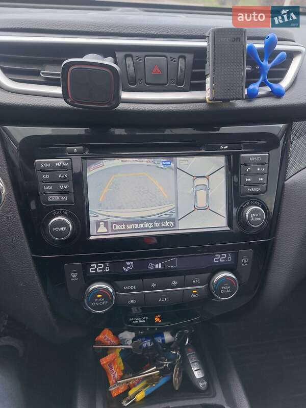 Внедорожник / Кроссовер Nissan Rogue 2015 в Кременчуге