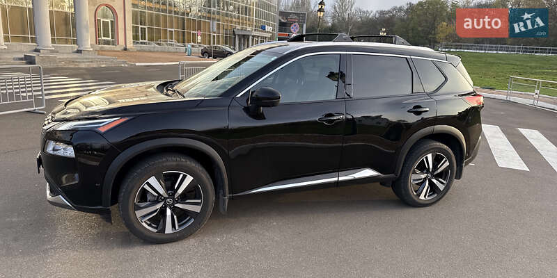Внедорожник / Кроссовер Nissan Rogue 2021 в Одессе