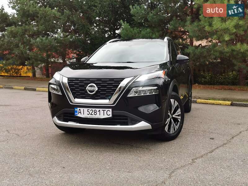 Внедорожник / Кроссовер Nissan Rogue 2021 в Киеве