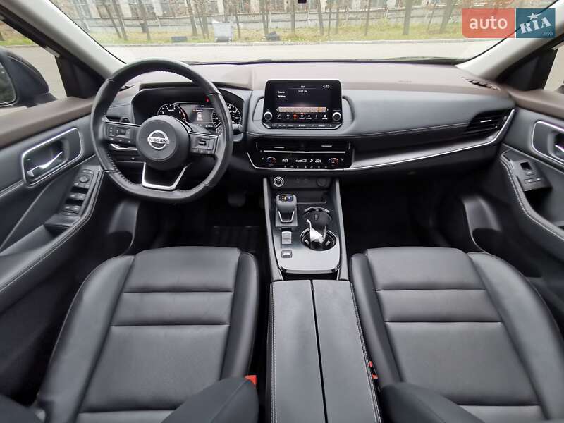 Внедорожник / Кроссовер Nissan Rogue 2021 в Киеве