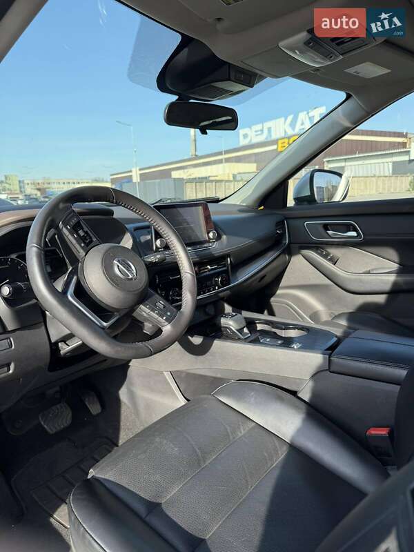 Внедорожник / Кроссовер Nissan Rogue 2020 в Черкассах