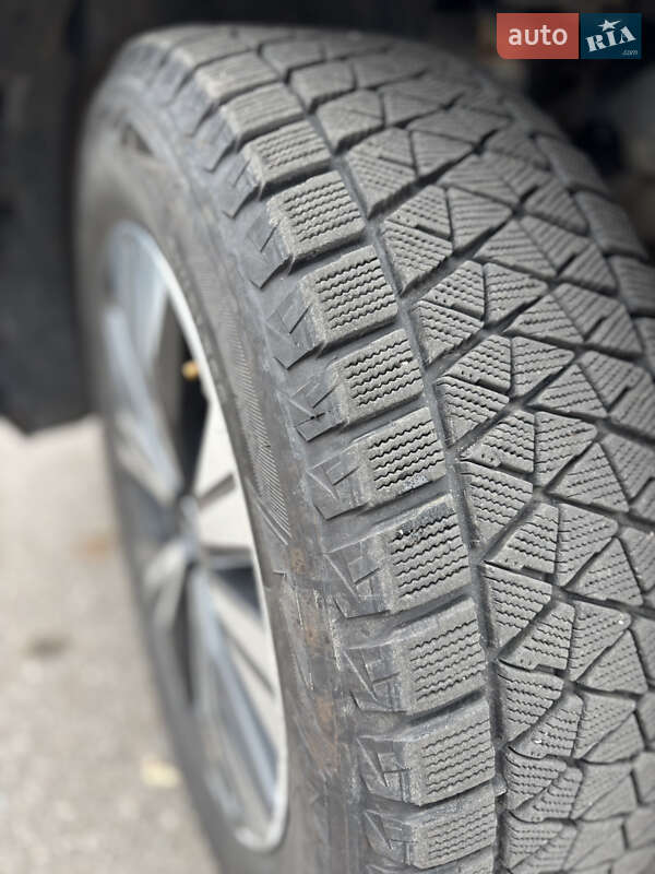 Внедорожник / Кроссовер Nissan Rogue 2022 в Ровно