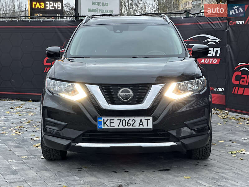 Внедорожник / Кроссовер Nissan Rogue 2020 в Днепре