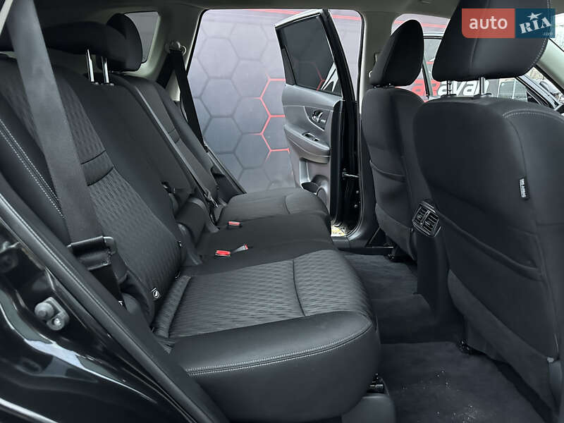 Внедорожник / Кроссовер Nissan Rogue 2020 в Днепре