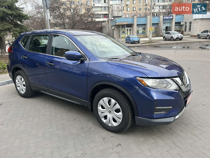 Внедорожник / Кроссовер Nissan Rogue 2018 в Днепре