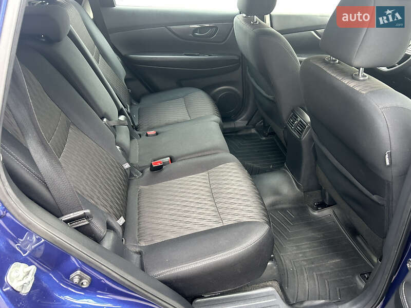 Внедорожник / Кроссовер Nissan Rogue 2018 в Днепре