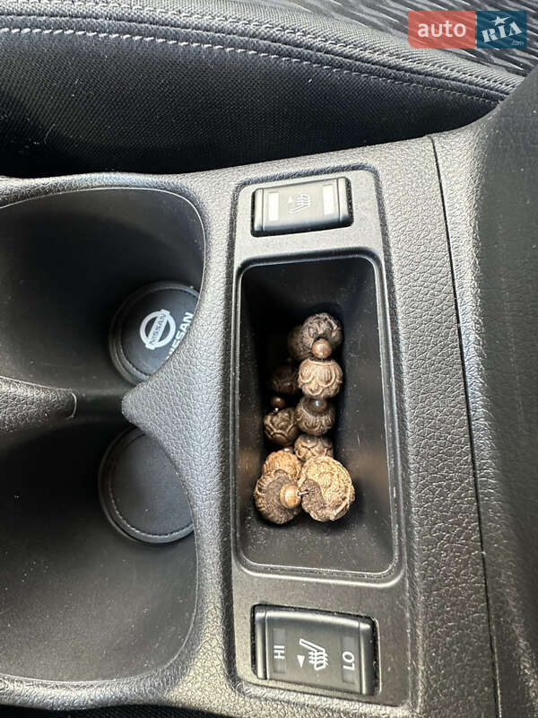 Внедорожник / Кроссовер Nissan Rogue 2019 в Киеве