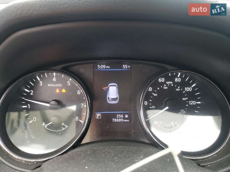 Внедорожник / Кроссовер Nissan Rogue 2018 в Луцке