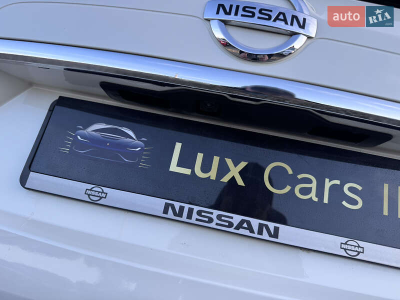 Внедорожник / Кроссовер Nissan Rogue 2017 в Ивано-Франковске