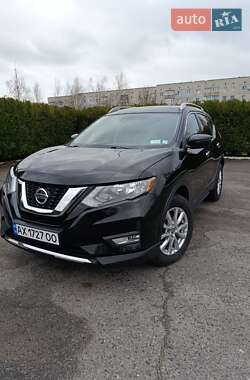 Внедорожник / Кроссовер Nissan Rogue 2019 в Змиеве