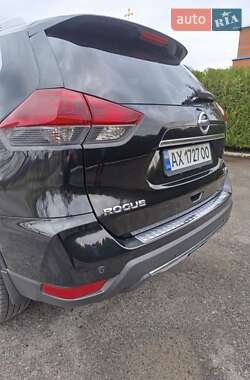Внедорожник / Кроссовер Nissan Rogue 2019 в Змиеве