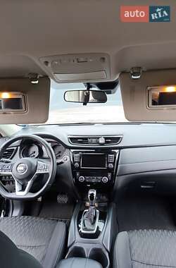 Внедорожник / Кроссовер Nissan Rogue 2019 в Змиеве