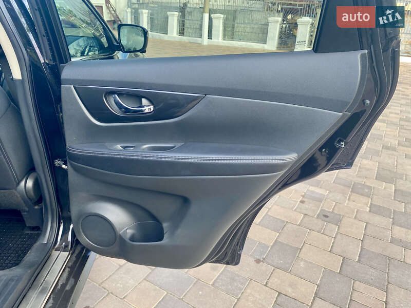 Внедорожник / Кроссовер Nissan Rogue 2017 в Николаеве фото 24 Внедорожник / Кроссовер Nissan Rogue 2017 в Николаеве