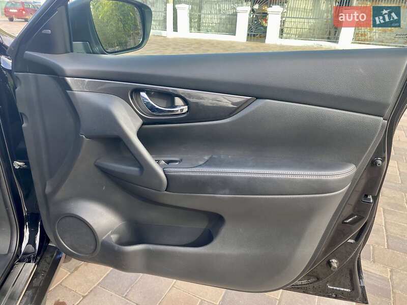 Внедорожник / Кроссовер Nissan Rogue 2017 в Николаеве фото 26 Внедорожник / Кроссовер Nissan Rogue 2017 в Николаеве