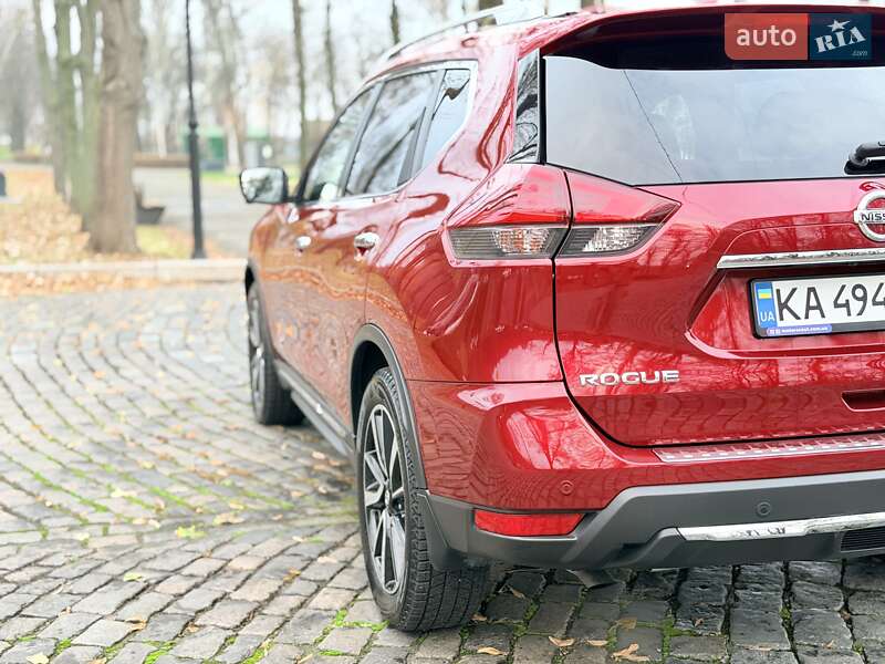 Внедорожник / Кроссовер Nissan Rogue 2018 в Киеве