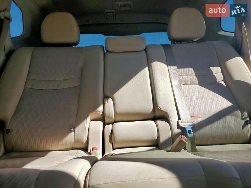 Внедорожник / Кроссовер Nissan Rogue 2018 в Киеве