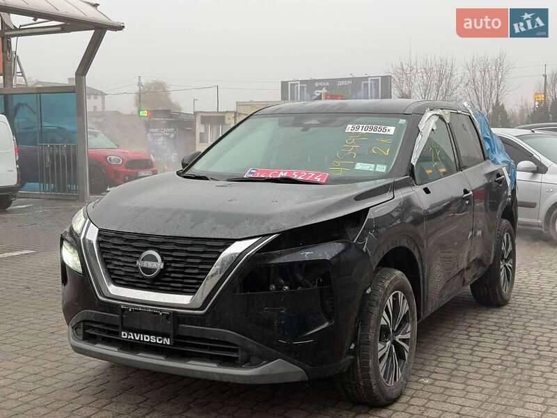 Внедорожник / Кроссовер Nissan Rogue 2023 в Львове
